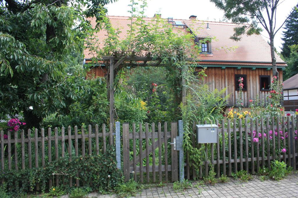Romantik Landhaus Дрезден Экстерьер фото