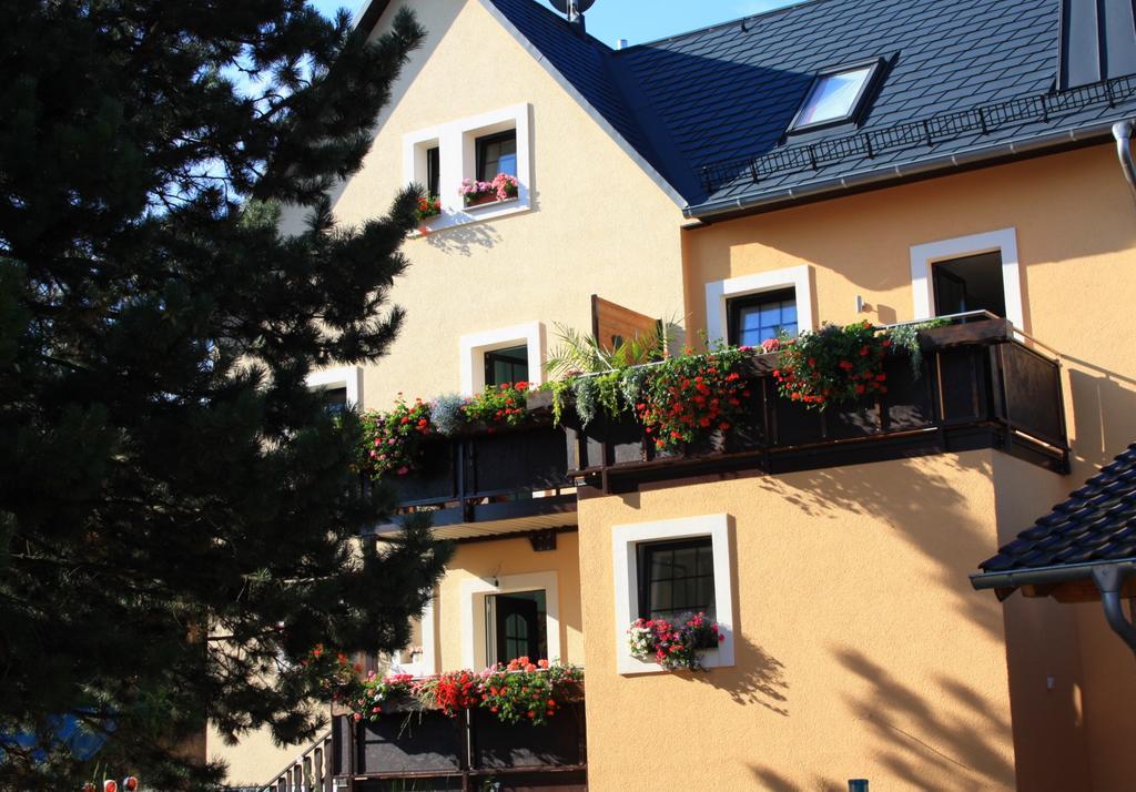 Romantik Landhaus Дрезден Экстерьер фото